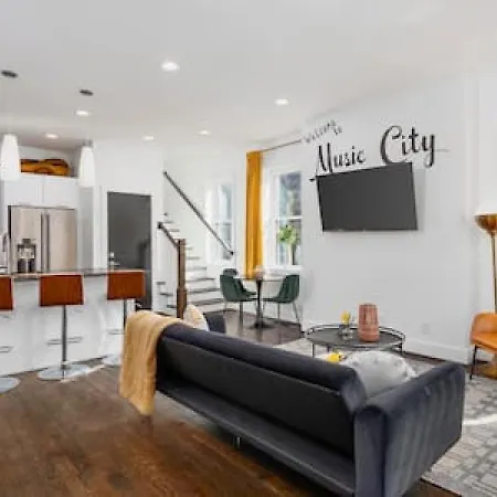 In The Heart Of 12 South And Belmont 5 Beds 3 Bedrooms And 3 Full Bathrooms